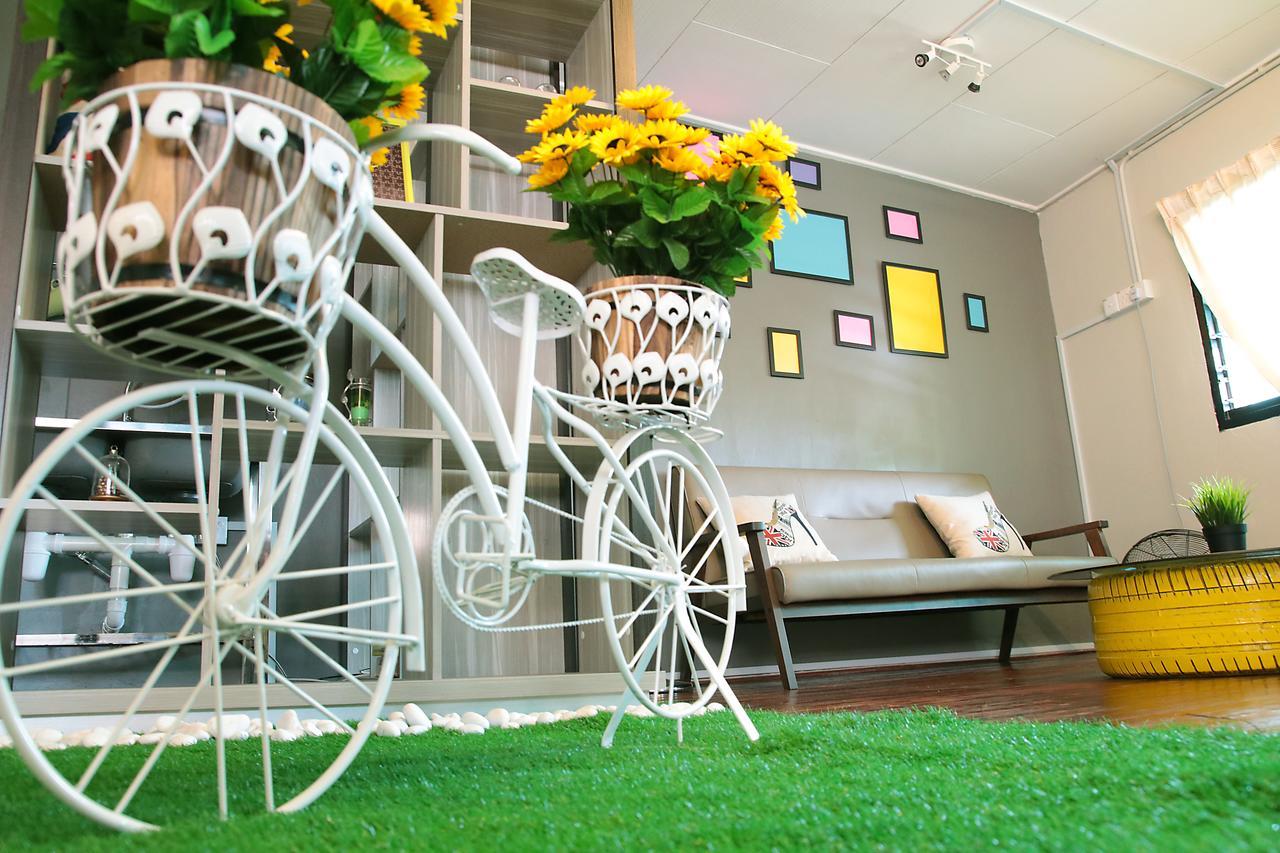 The Bunk By Olive Hostel Malacca Εξωτερικό φωτογραφία