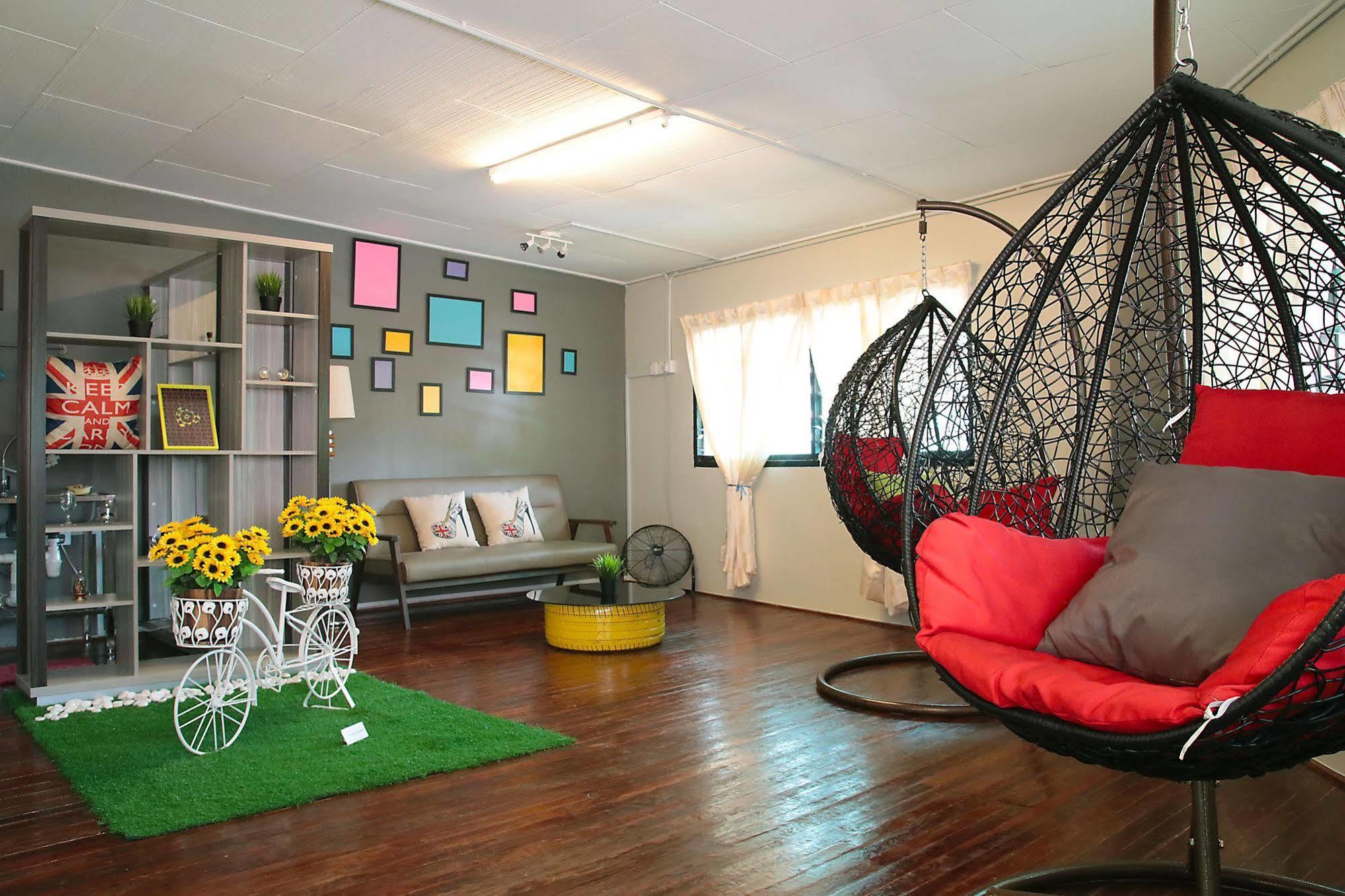 The Bunk By Olive Hostel Malacca Εξωτερικό φωτογραφία