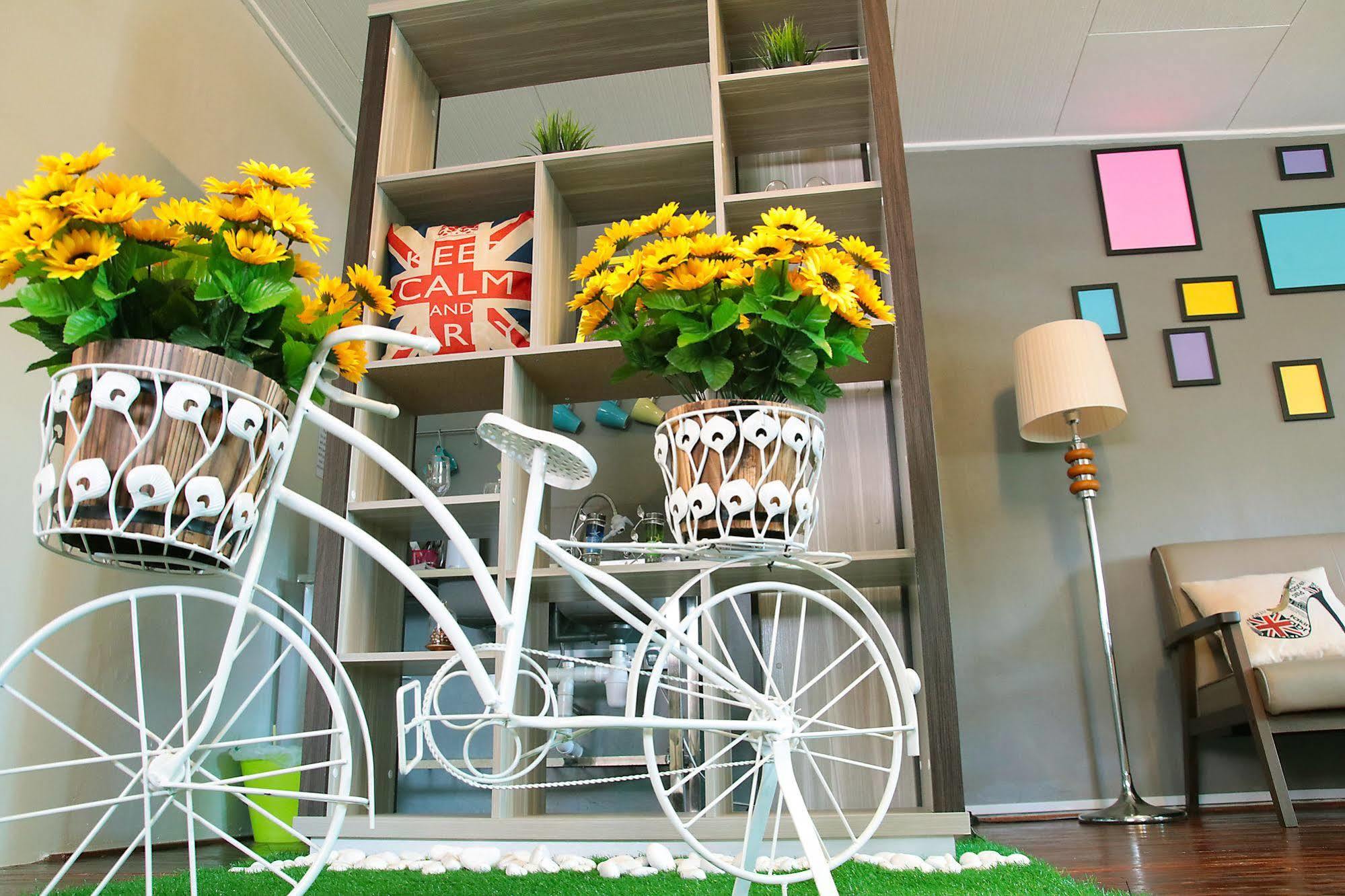 The Bunk By Olive Hostel Malacca Εξωτερικό φωτογραφία